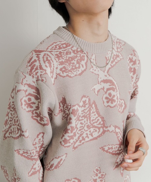 SENSE OF PLACE by URBAN RESEARCH（センスオブプレイスバイアーバンリサーチ）の「モールフラワークルーネックセーター（ニット/セーター・メンズ・ライトベージュ/ブラック/ブルー・LARGE/MEDIUM）」の5枚目の写真