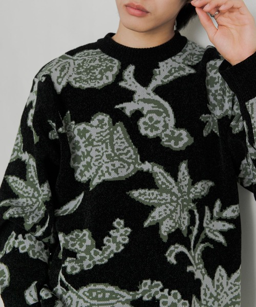 SENSE OF PLACE by URBAN RESEARCH（センスオブプレイスバイアーバンリサーチ）の「モールフラワークルーネックセーター（ニット/セーター・メンズ・ライトベージュ/ブラック/ブルー・LARGE/MEDIUM）」の19枚目の写真