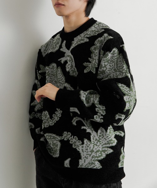 SENSE OF PLACE by URBAN RESEARCH（センスオブプレイスバイアーバンリサーチ）の「モールフラワークルーネックセーター（ニット/セーター・メンズ・ライトベージュ/ブラック/ブルー・LARGE/MEDIUM）」の22枚目の写真