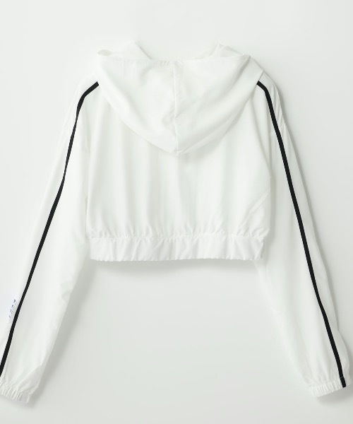 repipi armario（レピピ アルマリオ）の「【repipi armario / レピピアルマリオ】キッズ短丈ジップパーカー　ダンス　トレーニング（パーカー・キッズ・ホワイト/ブラック・140/150/160/170）」の4枚目の写真