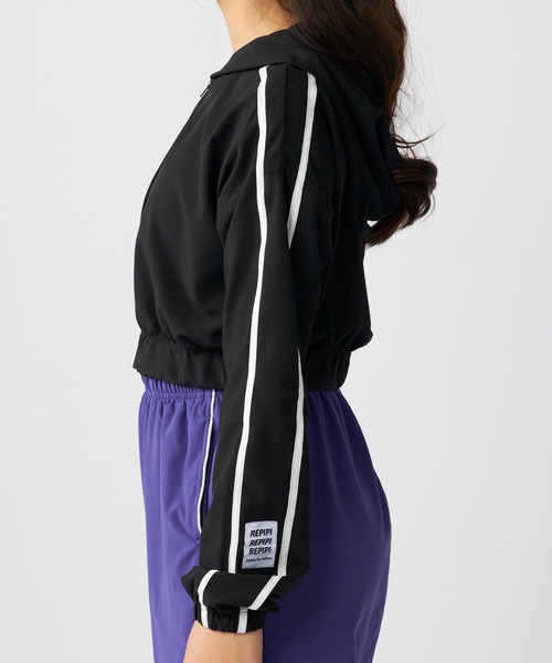 repipi armario（レピピ アルマリオ）の「【repipi armario / レピピアルマリオ】キッズ短丈ジップパーカー　ダンス　トレーニング（パーカー・キッズ・ホワイト/ブラック・140/150/160/170）」の12枚目の写真