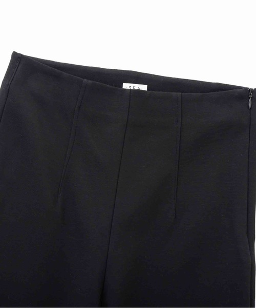 SEA(シー)の「ポンチ フレアパンツ(スラックス・レディース・ブラック・ONE SIZE)」の3枚目の写真