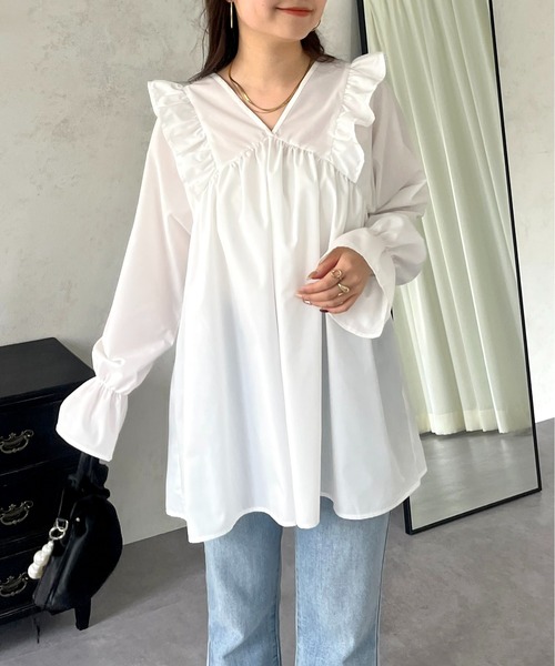 anuans ショルダーフリルVネックワンピース