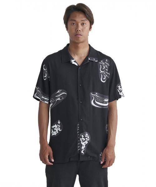 Quiksilver(クイックシルバー)の「POOL PARTY CASUAL SS/クイックシルバー半袖総柄シャツ(シャツ/ブラウス・メンズ・ブラック/ブルー/ブルー系その他/ベージュ・X-LARGE/SMALL/MEDIUM/LARGE)」の5枚目の写真