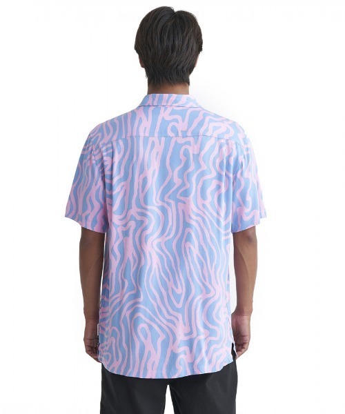 Quiksilver(クイックシルバー)の「POOL PARTY CASUAL SS/クイックシルバー半袖総柄シャツ(シャツ/ブラウス・メンズ・ブラック/ブルー/ブルー系その他/ベージュ・X-LARGE/SMALL/MEDIUM/LARGE)」の14枚目の写真