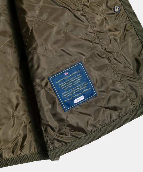 LAVENHAM（ラベンハム）の「Unwadded Thornham Mens / アンワディッド ソーンハム メンズ（ベスト・メンズ・ブラック/オリーブ/ベージュ系その他2/ネイビー/ダークブラック・XS/S/M/L/XL/XXL）」の18枚目の写真