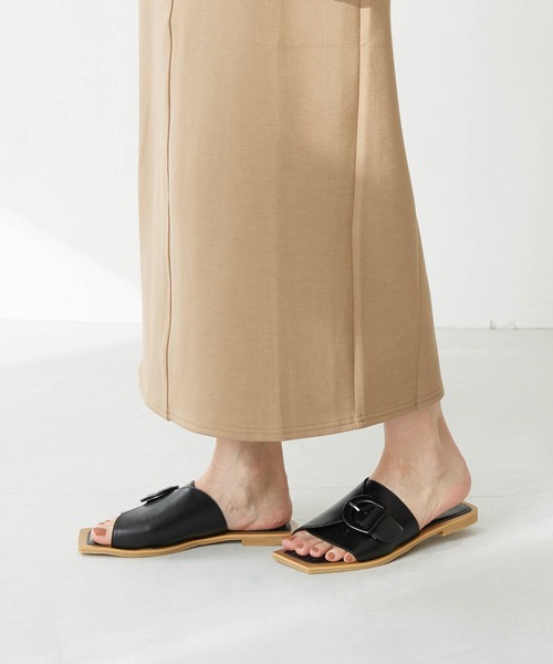 【Steve Madden】スクエアトゥ フラット サンダル★毎日のお洒落 Steve Madden【新作SALE☆】CAPELLA フラットサンダル (Steve
