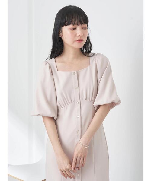 earth music&ecology（アースミュージックアンドエコロジー）の「フロントボタン裾フレアワンピース（ワンピース・レディース・ベージュ/ライトグリーン・M/S）」の6枚目の写真