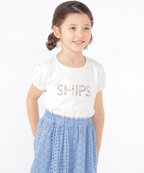 SHIPS(シップス)の「SHIPS KIDS:100~130cm / ガーリー 刺繍 ロゴ TEE(Tシャツ/カットソー・キッズ・オフホワイト/ダークラベンダー・100/110/120/130)」の4枚目の写真