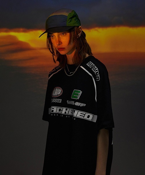 Ressaca(レサーカ)の「オーバーサイズ レーシングプリントTシャツ ブロークコア(Tシャツ/カットソー・メンズ・ホワイト/ブラック・XL/L/M/S)」の5枚目の写真