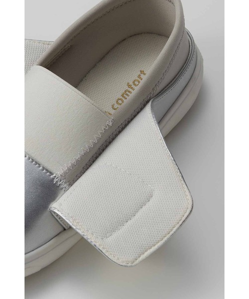 Live in comfort(リブインコンフォート)の「リブ イン コンフォート フルオープンで脱ぎ履きらくらく!履き心地抜群なきれいめスニーカー(スニーカー・レディース・ブラック/シルバー・6/4/1/2/3/5)」の10枚目の写真