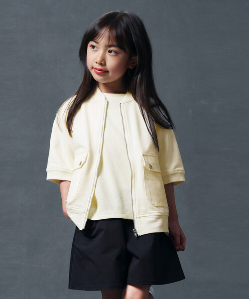 COMME CA ISM(コムサイズム)の「半袖ブルゾン(ブルゾン・キッズ・ブラック/オフホワイト・100cm/110cm/120cm/130cm/140cm/150cm)」の1枚目の写真