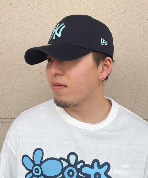 NEW ERA（ニューエラ）の「NEW ERA/ニューエラ キャップ 9TWENTY クロスストラップ カスタムカラー ニューヨーク・ヤンキース 14324552（キャップ・メンズ・オレンジ/パープル/ピンク系1/ピンク系2/ベージュ/ネイビー系1/オレンジ系その他/ネイビー系2・FREE）」の10枚目の写真