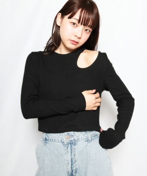 sevens(セブンズ)の「【sevens】サイドカットアウトトップス(Tシャツ/カットソー・レディース・ブラック/ホワイト/グリーン・FREE)」の10枚目の写真