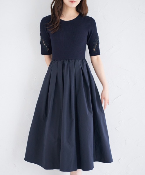 tocco closetフラワー刺繍スリーブリブニットタフタドッキングワンピース フラワー刺繍スリーブリブニット×タフタドッキングワンピース