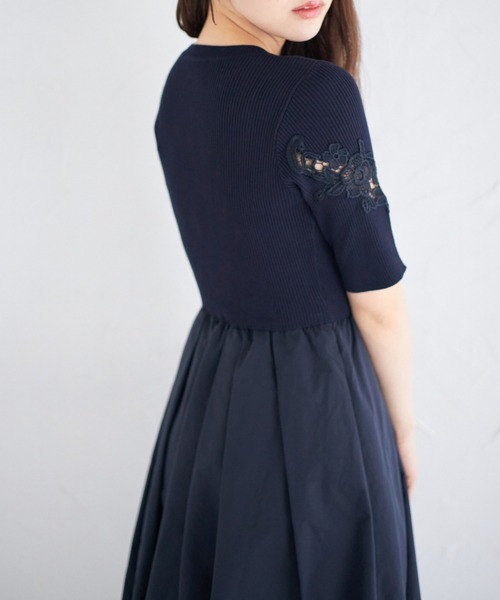 tocco closetフラワー刺繍スリーブリブニットタフタドッキングワンピース フラワー刺繍スリーブリブニット×タフタドッキングワンピース