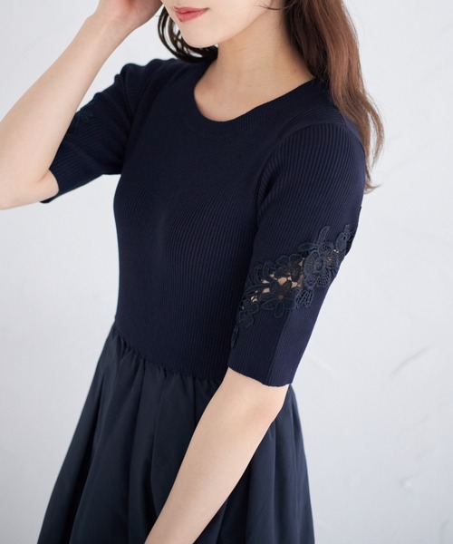 tocco closetフラワー刺繍スリーブリブニットタフタドッキングワンピース フラワー刺繍スリーブリブニット×タフタドッキングワンピース