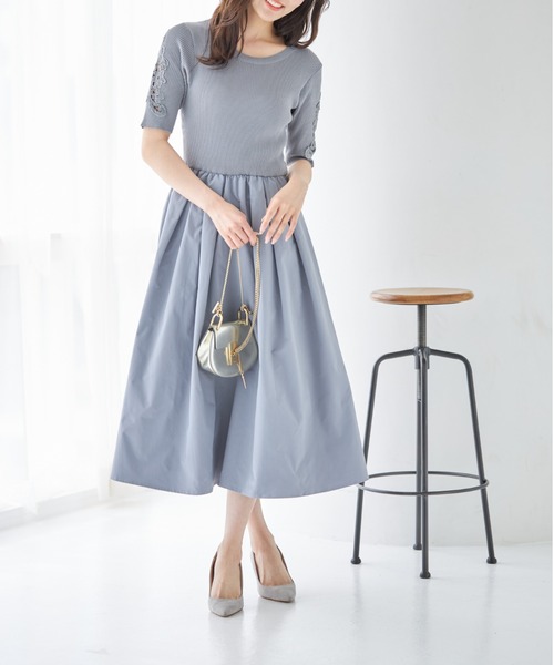 tocco フラワー刺繍スリーブリブニット×タフタドッキングワンピース フラワー刺繍スリーブリブニット×タフタドッキングワンピース