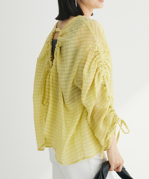 ELENCARE DUE（エレンカーレデュエ）の「・ELENCARE　DUE　バックリボンブラウス（シャツ/ブラウス・レディース・オフホワイト/イエロー/オレンジ/ブラック・FREE）」の3枚目の写真