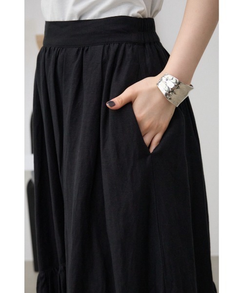 AZUL by moussy（アズールバイマウジー）の「リネンミックスマキシスカート（スカート・レディース・グリーン/ブラウン/レッド/ブラック/ライトベージュ・FREE）」の14枚目の写真