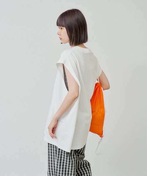 WHIMSIC(ウィムジック)の「【UNISEX】ピグメントダイノースリーブTシャツ(Tシャツ/カットソー・メンズ・チャコールグレー/グリーン系その他/グレー/ホワイト/オレンジ・FREE)」の2枚目の写真