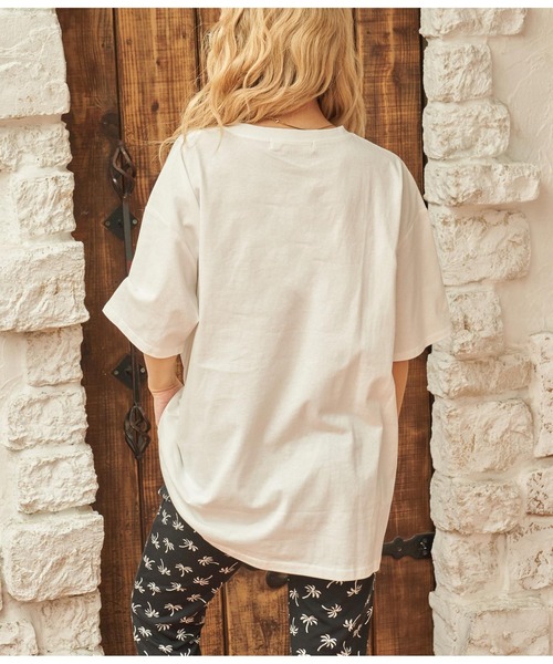 anap mimpi（アナップミンピ）の「CALIFORNIA 刺繍 コットン ビッグ 半袖 Tシャツ（Tシャツ/カットソー・レディース・ホワイト/ブラック・FREE）」の5枚目の写真