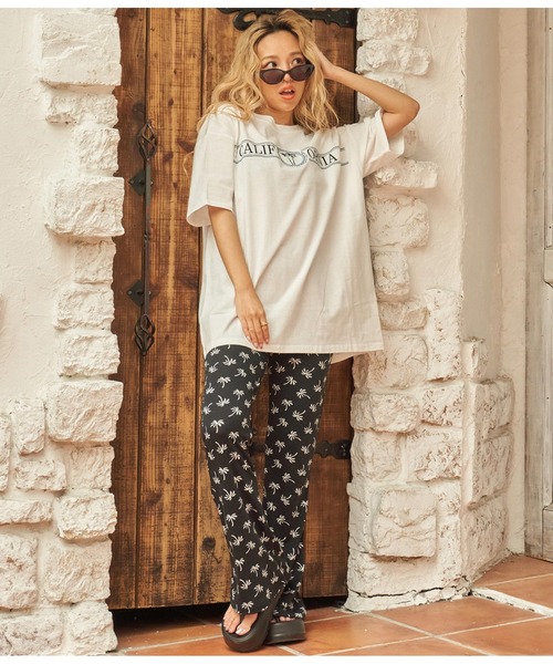 anap mimpi（アナップミンピ）の「CALIFORNIA 刺繍 コットン ビッグ 半袖 Tシャツ（Tシャツ/カットソー・レディース・ホワイト/ブラック・FREE）」の7枚目の写真