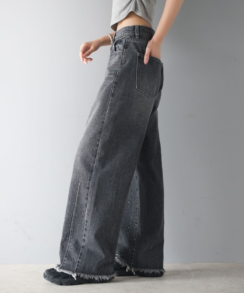 mily bilet（ミウィビレット）の「【mily bilet】動くたび、キラキラ輝くオーロラストーンが主役。ヴィンテージライクカーブデニムパンツ（デニムパンツ・レディース・ブルー/その他1/ブラック・X-LARGE/SMALL/MEDIUM/LARGE）」の12枚目の写真