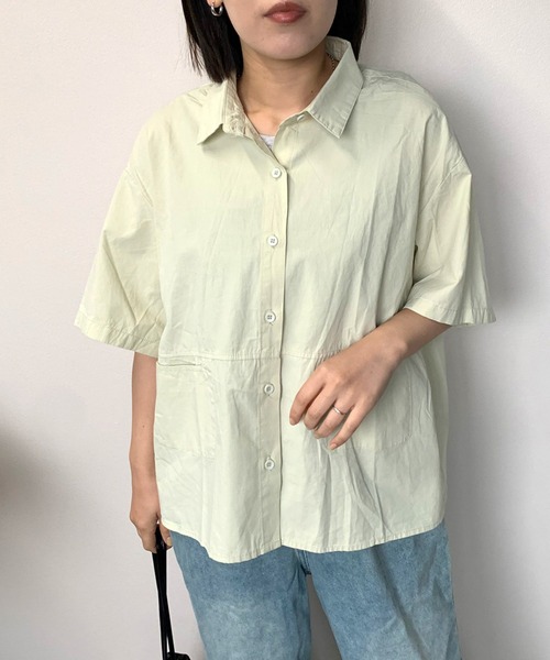 CRB(シーアールビー)の「バックフリル半袖シャツ(シャツ/ブラウス・レディース・ベージュ/ピンク/ライトグリーン/オフホワイト・F)」の10枚目の写真