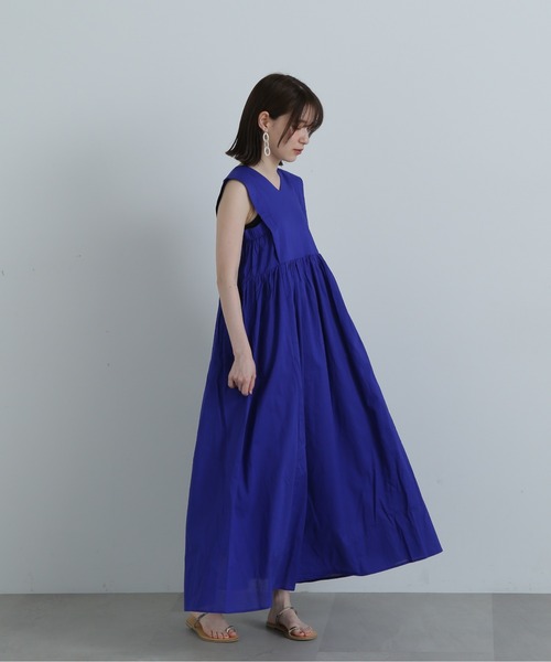 N.（N. Natural Beauty Basic）（エヌエヌナチュラルビューティーベーシック）の「◆コットンボイルVネックボリュームワンピース（ワンピース・レディース・レッド/ロイヤルブルー/ブラック・SMALL/MEDIUM）」の15枚目の写真