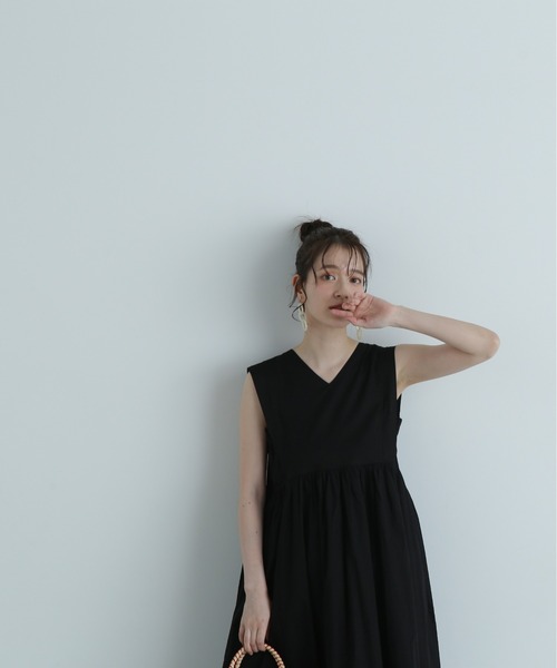 N.NBB コットンボイルVネックボリュームワンピース ブラック M コットンボイルVネックボリュームワンピース《S Size Line