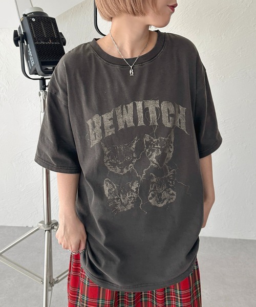 apres jour mignon(アプレジュールミニョン)の「アソートピグメントBIGロックTシャツ【ZOZOTOWN限定アイテム】(Tシャツ/カットソー・レディース・ブラック/ネイビー/ピンク/オフホワイト/ブルー/ホワイト系その他/ブラック系その他/ホワイト系その他2/ブラック系その他2/ブラック系その他3・X-LARGE/フリー)」の5枚目の写真