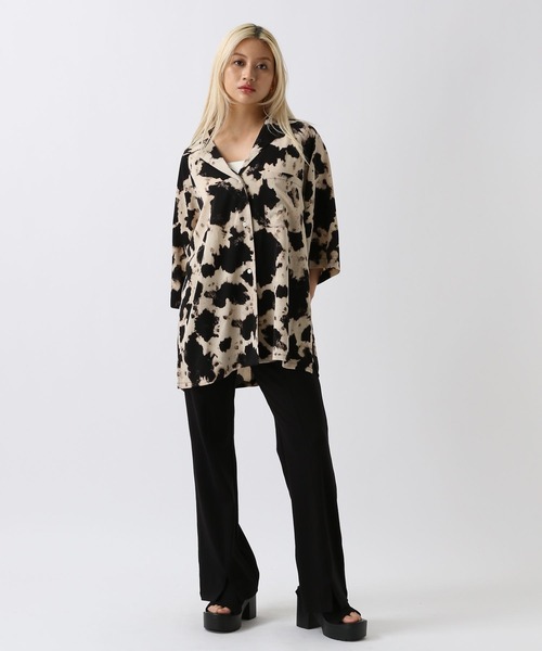 FOREVER 21（フォーエバー トゥエンティーワン）の「【2024SS】カットフレアパンツ（その他パンツ・レディース・カーキ/ブラック・MEDIUM/SMALL）」の8枚目の写真