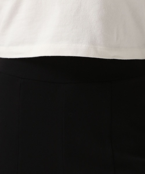 FOREVER 21（フォーエバー トゥエンティーワン）の「【2024SS】カットフレアパンツ（その他パンツ・レディース・カーキ/ブラック・MEDIUM/SMALL）」の21枚目の写真