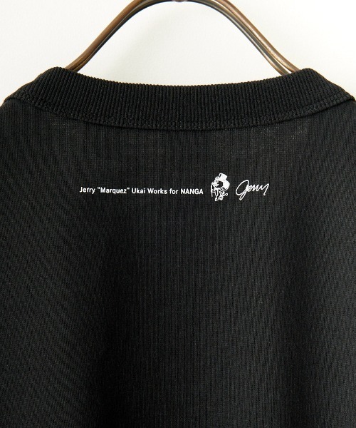 NANGA（ナンガ）の「[NANGA/ナンガ] NANGA×JERRY UKAI ECO HYBRID NANGA LOGO プリントTシャツ（Tシャツ/カットソー・レディース・ホワイト/ブラック・M/L）」の19枚目の写真