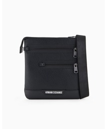 ARMANI EXCHANGE | 【A|X アルマーニ エクスチェンジ】＜オンライン限定＞AXロゴ　フラットショルダーバッグ(ショルダーバッグ)