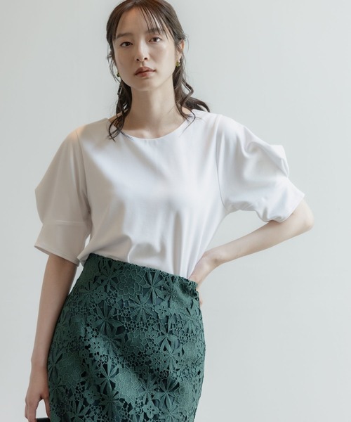 Andemiu（アンデミュウ）の「ソデタックカット134914（Tシャツ/カットソー・レディース・オフホワイト/ブラック/ブラウン/グリーン/ネイビー・FREE）」の3枚目の写真