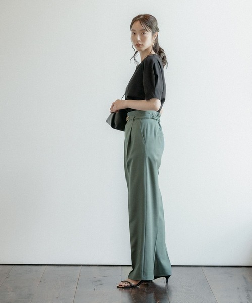 Andemiu（アンデミュウ）の「ソデタックカット134914（Tシャツ/カットソー・レディース・オフホワイト/ブラック/ブラウン/グリーン/ネイビー・FREE）」の12枚目の写真