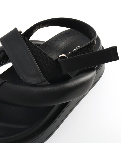 Settimissimo（セッティミッシモ）の「ボリュームトングベルクロサンダル（サンダル・レディース・アイボリー/ブラック・S/M/L）」の11枚目の写真