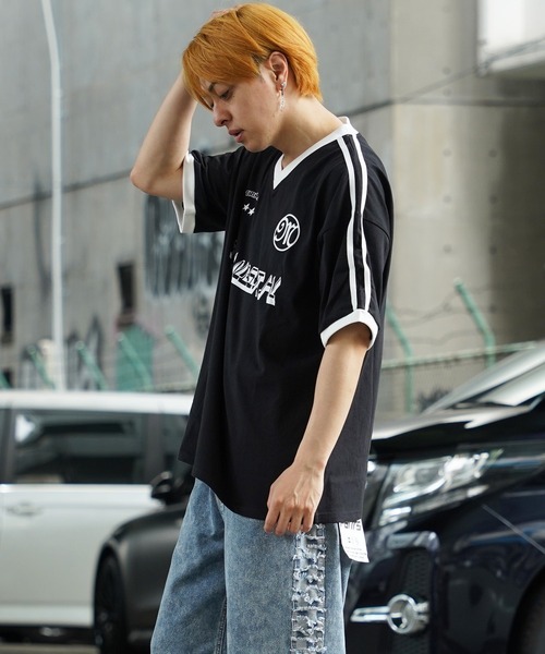 セール】【unisex】ゲームシャツデザイン Tシャツ / サッカー