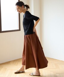 エンボスフレアスカート