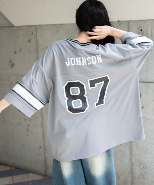 WEGO（ウィゴー）の「WEGO/ナンバリングホッケーTシャツ（Tシャツ/カットソー・メンズ・ブラック/グレー・MEDIUM/LARGE）」の15枚目の写真