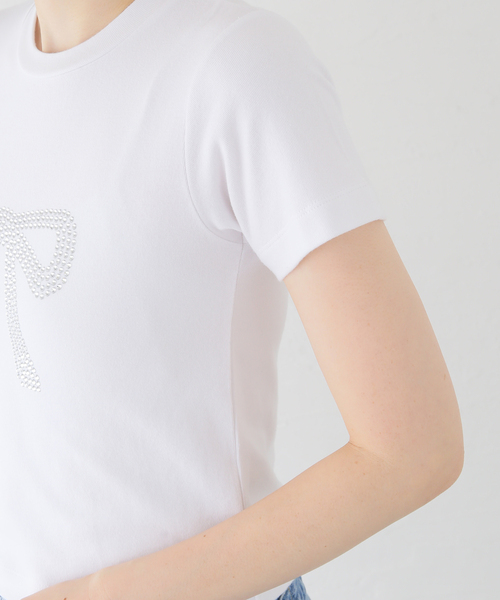 U by SPICK&SPAN(ユーバイスピックアンドスパン)の「リボンラインストーントップス(Tシャツ/カットソー・レディース・ホワイト・FREE)」の4枚目の写真