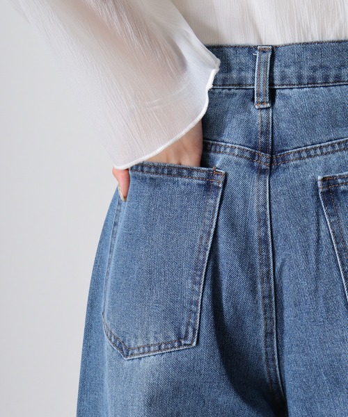 atONE(アットワン)の「加工デニムカーブパンツ(デニムパンツ・レディース・ブルー/オフホワイト/ブルー系その他2・M)」の9枚目の写真