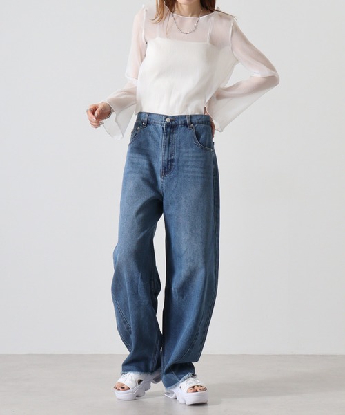 atONE(アットワン)の「加工デニムカーブパンツ(デニムパンツ・レディース・ブルー/オフホワイト/ブルー系その他2・M)」の22枚目の写真