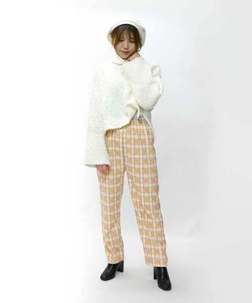 MARAI(マーライ)の「チェック柄裏ボアストレートパンツ(その他パンツ・レディース・ブルー/ブラック×ベージュ/ブラック×ホワイト/グリーン/ベージュ/ブラック・FREE)」の21枚目の写真