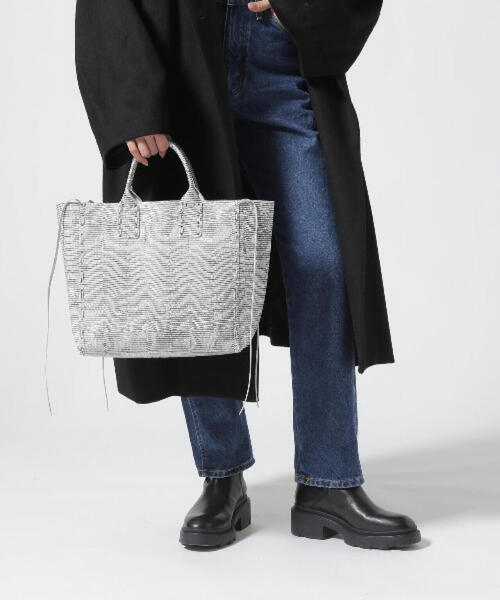 POMTATA(ポンタタ)の「POMTATA/ポンタタ/SAKU TOTE BAG(トートバッグ・レディース・ホワイト/ブラック・F)」の21枚目の写真