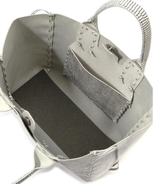 POMTATA(ポンタタ)の「POMTATA/ポンタタ/SAKU TOTE BAG(トートバッグ・レディース・ホワイト/ブラック・F)」の14枚目の写真