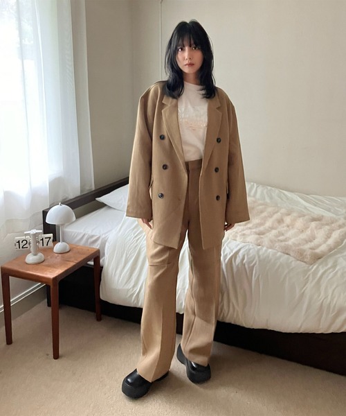 AS KNOW AS plus（アズノゥアズプラス）の「◇ダブルボタンテーラードジャケット　セットアップ可能（テーラードジャケット・レディース・ベージュ/ブラック/グレー・FREE）」の15枚目の写真
