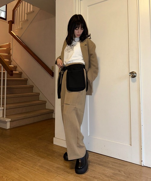 AS KNOW AS plus（アズノゥアズプラス）の「◇ダブルボタンテーラードジャケット　セットアップ可能（テーラードジャケット・レディース・ベージュ/ブラック/グレー・FREE）」の13枚目の写真